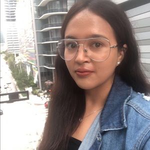 Meet your Posher, Mayra